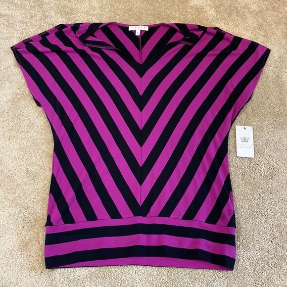 Chaus size M - Picture 1 of 3